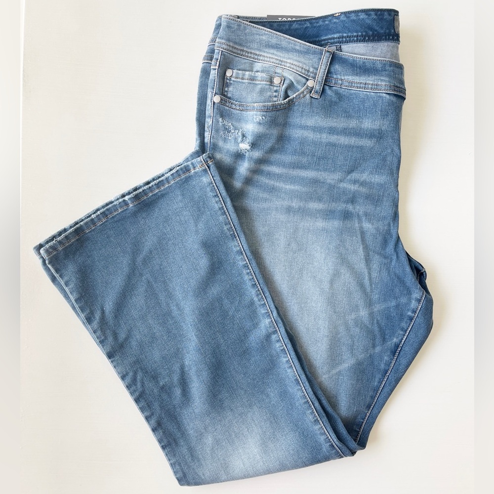 NWT Torrid - luxe slim bootcut jeans